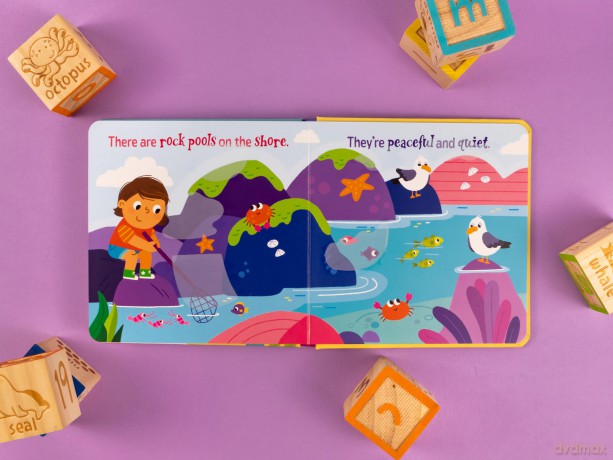Magic Painting Book | Ocean | Just Add Water | Mess-Free Colouring Board Book for Children [KSIĄŻKA]