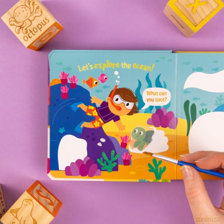 Magic Painting Book | Ocean | Just Add Water | Mess-Free Colouring Board Book for Children [KSIĄŻKA]