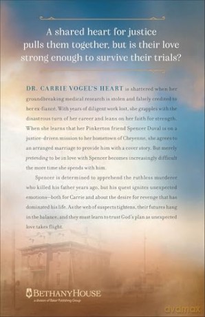 Moment to Love, A (paper): 3 (The Hope of Cheyenne) - Tracie Peterson [KSIĄŻKA]