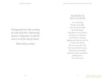Moon Garden: Poetry for Manifestation - Melody Godfred [KSIĄŻKA]