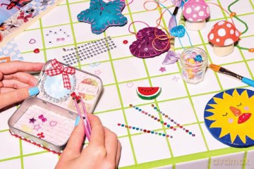 Nifty Gifty: Mini Crafts with Major Charm - Alexa Pedrero [KSIĄŻKA]
