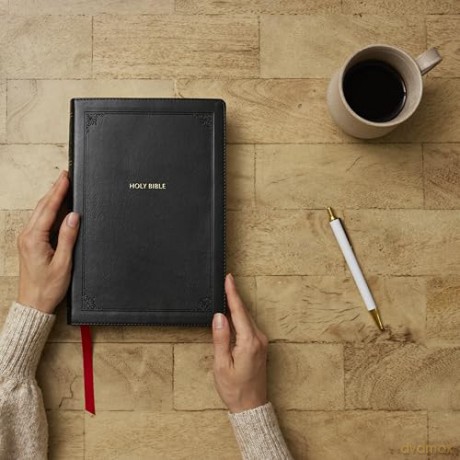 NKJV Giant Print End-of-Verse Reference Bible, Black Leathersoft, Red Letter, Comfort Print: Holy Bible - Thomas Nelson [KSIĄŻKA]