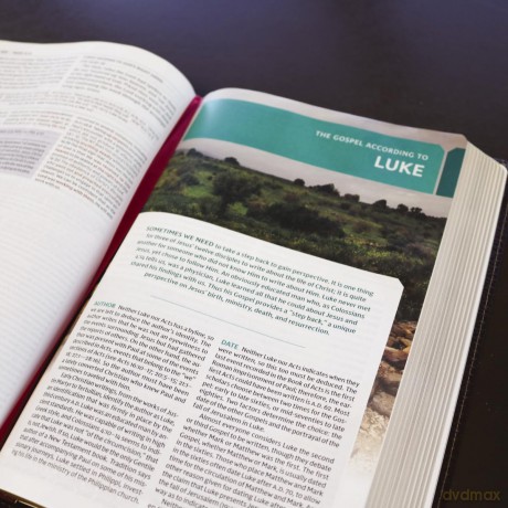 NKJV Study Bible, Hardcover, Burgundy, Full-Color, Comfort Print: The Complete Resource for Studying God's Word - Thomas Nelson [KSIĄŻKA]