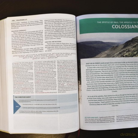 NKJV Study Bible, Hardcover, Burgundy, Full-Color, Comfort Print: The Complete Resource for Studying God's Word - Thomas Nelson [KSIĄŻKA]