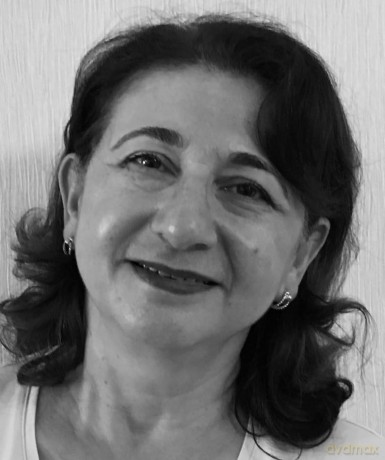 On Shifting Sands: An LGBTQ+ anthology - Hastie Salih [KSIĄŻKA]