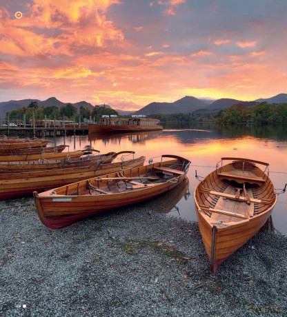 Outstanding Walks Lake District: 60 Walks Across The Lake District | Ordnance Survey | Best Lake District Walks | Nature | Hiking | Walks | Adventure | History | 350 wonderful photographs - Vivienne Crow [KSIĄŻKA]