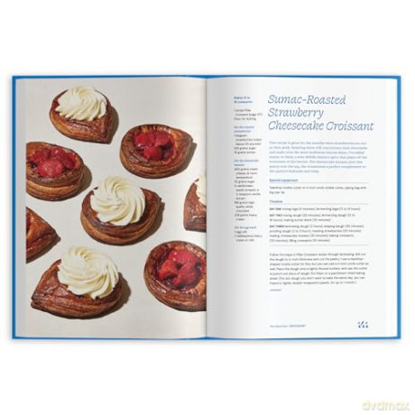 Pastry Temple: Baking with Inspired Flavors (A Pastry Cookbook for Croissant, Brioche, and Puff Pastry) - Christina Wood [KSIĄŻKA]