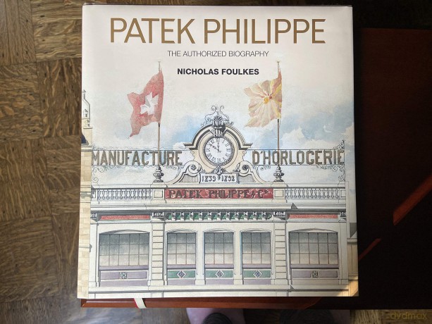 Patek Philippe - Nicholas Foulkes [KSIĄŻKA]