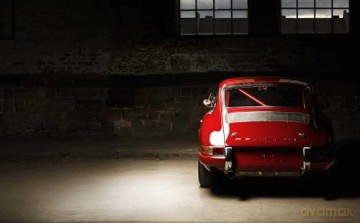 Porsche 911: Icons of Excellence - Sharon Kleinman [KSIĄŻKA]