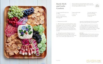 Preserving the Seasons: A Guide to Canned, Jammed, Frozen, Dehydrated, Freeze-Dried, Quick-Pickled, and Infused Produce, Herbs, and Flowers (A Cookbook) - Holly Capelle [KSIĄŻKA]