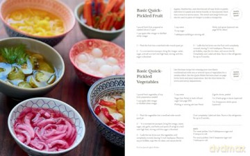 Preserving the Seasons: A Guide to Canned, Jammed, Frozen, Dehydrated, Freeze-Dried, Quick-Pickled, and Infused Produce, Herbs, and Flowers (A Cookbook) - Holly Capelle [KSIĄŻKA]
