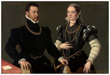 Renaissance to Runway: The Enduring Italian Houses - Darnell-Jamal Lisby [KSIĄŻKA]