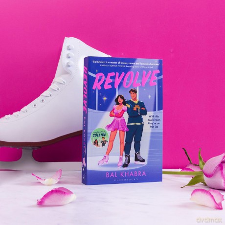 Revolve: The instant Sunday Times bestseller (Off the Ice) - Bal Khabra [KSIĄŻKA]