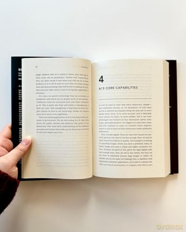 Rewiring Democracy: How AI Will Transform Our Politics, Government, and Citizenship (Strong Ideas) - Bruce Schneier [KSIĄŻKA]