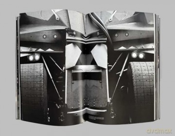 Ride: Most Iconic Wheels of the Silver Screen (Design + Film) - Chad Oppenheim [KSIĄŻKA]