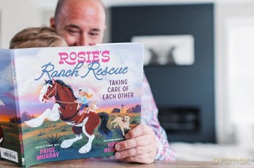 Rosie's Ranch Rescue: Taking Care of Each Other (Rosie the Horse) - Paige Murray [KSIĄŻKA]