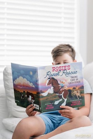 Rosie's Ranch Rescue: Taking Care of Each Other (Rosie the Horse) - Paige Murray [KSIĄŻKA]