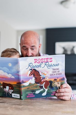 Rosie's Ranch Rescue: Taking Care of Each Other (Rosie the Horse) - Paige Murray [KSIĄŻKA]