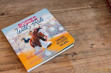 Rosie's Wild Ride: Chasing Big Rodeo Dreams (Rosie the Horse) - Paige Murray [KSIĄŻKA]
