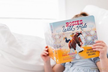 Rosie's Wild Ride: Chasing Big Rodeo Dreams (Rosie the Horse) - Paige Murray [KSIĄŻKA]