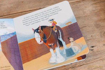 Rosie's Wild Ride: Chasing Big Rodeo Dreams (Rosie the Horse) - Paige Murray [KSIĄŻKA]