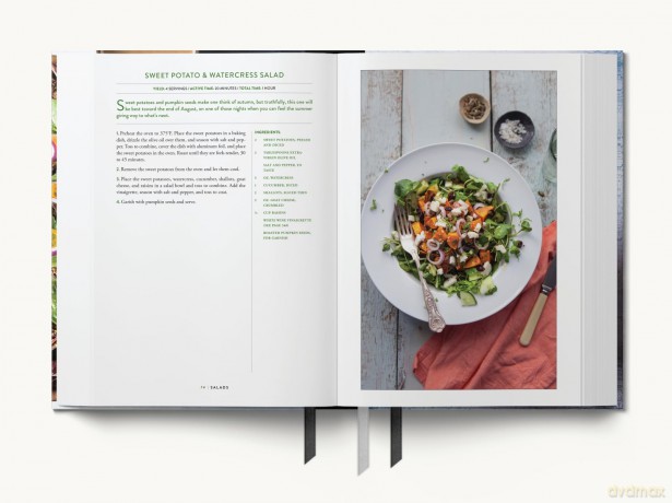 Salads: The Ultimate Cookbook - The Coastal Kitchen [KSIĄŻKA]