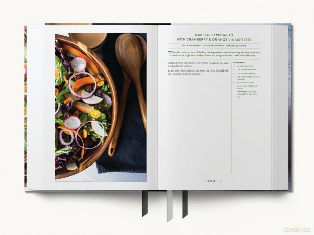 Salads: The Ultimate Cookbook - The Coastal Kitchen [KSIĄŻKA]