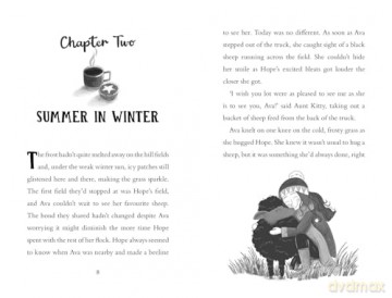 Saving Snowflake: Volume 4 (A Whistledown Farm Adventure) - Nicola Baker [KSIĄŻKA]