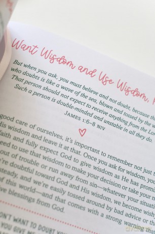 Self-Care Devotions for Teen Girls: Comfort and Inspiration for Your Soul - Joanne Simmons [KSIĄŻKA]