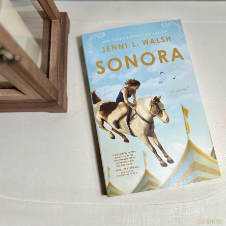 Sonora: A Novel - Jenni L Walsh [KSIĄŻKA]