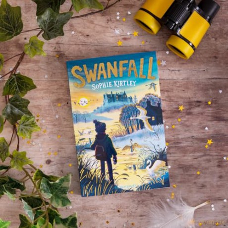 Swanfall: The Times Children's Book of the Week* - Sophie Kirtley [KSIĄŻKA]