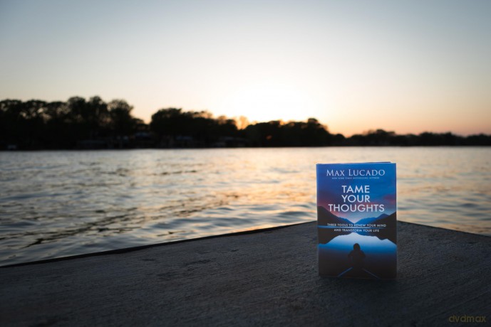 Tame Your Thoughts: Three Tools to Renew Your Mind and Transform Your Life - The Perfect Christian New Year's Resolution Gift - Max Lucado [KSIĄŻKA]