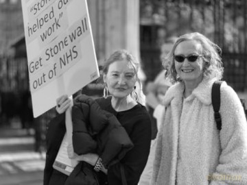 Terf Island: How the UK Resisted Trans Ideology - Fiona McAnena [KSIĄŻKA]