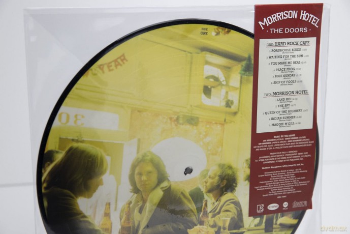 The Doors: Morrison Hotel (Deluxe Edition) - Leah Moore [KSIĄŻKA]