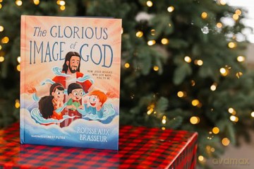 The Glorious Image of God: How Jesus Reveals Who God Made You to Be - Rousseaux Brasseur [KSIĄŻKA]