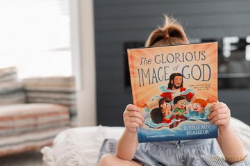 The Glorious Image of God: How Jesus Reveals Who God Made You to Be - Rousseaux Brasseur [KSIĄŻKA]