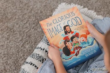 The Glorious Image of God: How Jesus Reveals Who God Made You to Be - Rousseaux Brasseur [KSIĄŻKA]