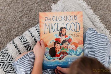 The Glorious Image of God: How Jesus Reveals Who God Made You to Be - Rousseaux Brasseur [KSIĄŻKA]