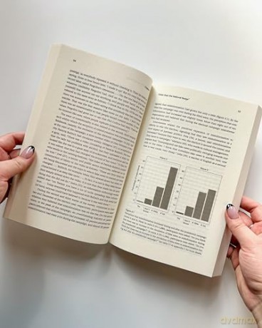 The Patina of Distrust: What People Do with Misinformation - Eugenia Mitchelstein [KSIĄŻKA]
