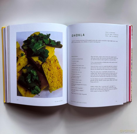 The Soul of Spice: Exploring India's Vast Culinary Regions - Keith Sarasin [KSIĄŻKA]