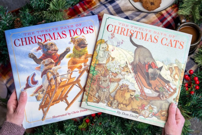 The Twelve Days of Christmas Dogs: The Classic Edition - Amanda Sobotka [KSIĄŻKA]
