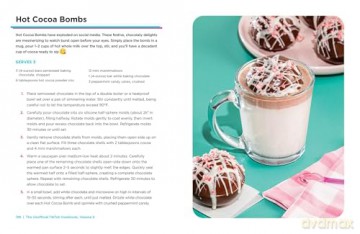 The Unofficial TikTok Cookbook, Volume 2: 75 (More!) Internet-Breaking Recipes for Meals, Snacks, Drinks, Treats, and More! (Unofficial Cookbook Gift Series) - Palestrina McCaffrey [KSIĄŻKA]
