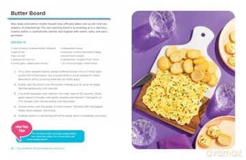 The Unofficial TikTok Cookbook, Volume 2: 75 (More!) Internet-Breaking Recipes for Meals, Snacks, Drinks, Treats, and More! (Unofficial Cookbook Gift Series) - Palestrina McCaffrey [KSIĄŻKA]
