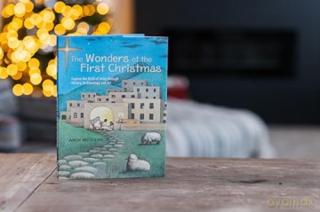 The Wonders of the First Christmas: Explore the Birth of Jesus through History, Archaeology, and Art - Andy McGuire [KSIĄŻKA]