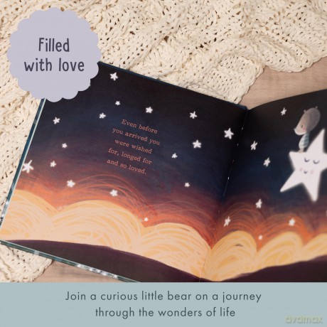 The World Waited For You Keepsake Gift Book For New Arrival: A celebration of the bright future that awaits every child. - Lucy Tapper [KSIĄŻKA]