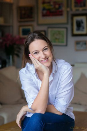 The Year of the Dog: A new, wildly funny memoir of life and love in your thirties - complete with heartbreak, bad dates, baby fever and one very naughty puppy - Sophia Money-Coutts [KSIĄŻKA]