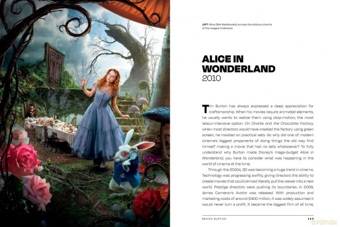 Tim Burton: The Complete Unofficial Guide (Iconic Directors) - Olly Richards [KSIĄŻKA]