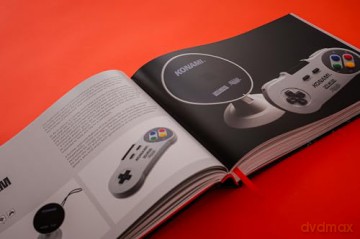 Trigger Happy: A Visual Celebration of Video Game Controllers | Retro Gaming Book by Bitmap Books - Bitmap Books [KSIĄŻKA]