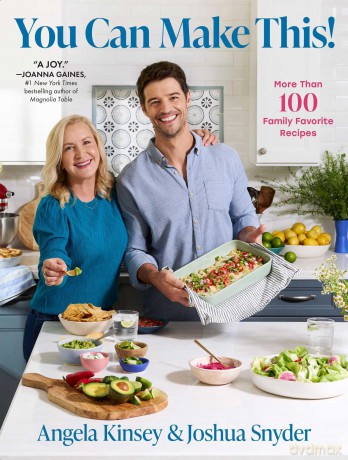 You Can Make This!: More Than 100 Family Favorite Recipes - Angela Kinsey [KSIĄŻKA]