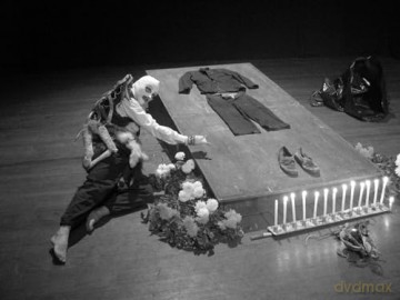 Yuyachkani's Human Rights Theater: Five Plays (MLA Texts and Translations) - Anne Lambright [KSIĄŻKA]